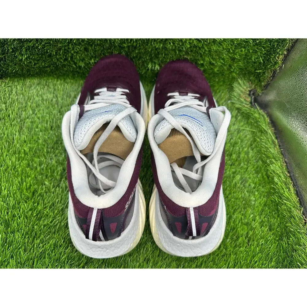 Saucony Triumph 22 S10964-241 Athletic Sneaker Women's 10.5 Purple Mesh Running